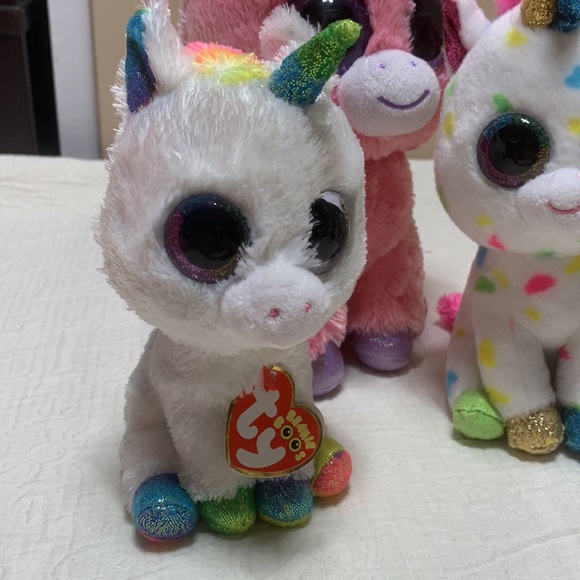 9” & 6” Ty Set of Unicorns Beanie Boo Plush - Picture 2 of 13